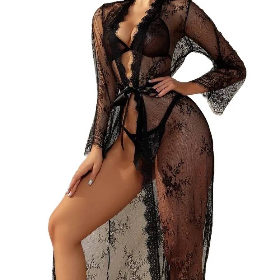 Kimono Sheer Floral - Robe longue en dentelle noire transparente