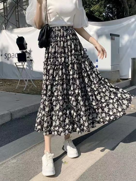 Midi Skirt Floral - Jupe midi évasée à imprimé floral,