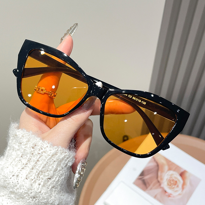 Lunettes de soleil œil-de-chat - Sunglasses Cat Eye avis et prix